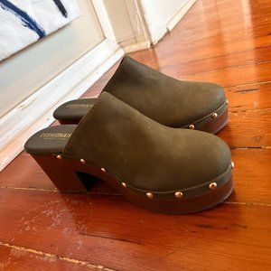 Suede Clog